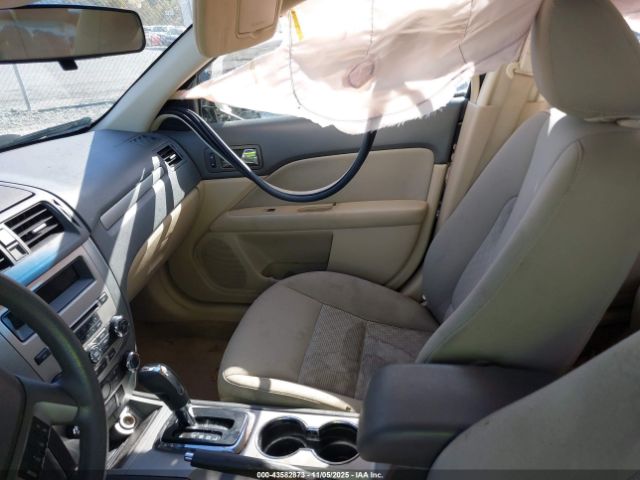 Ford Fusion Se Image 8