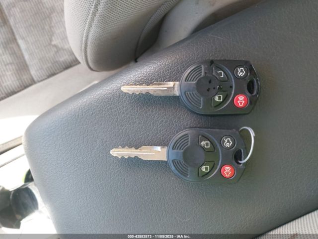 Ford Fusion Se Image 12