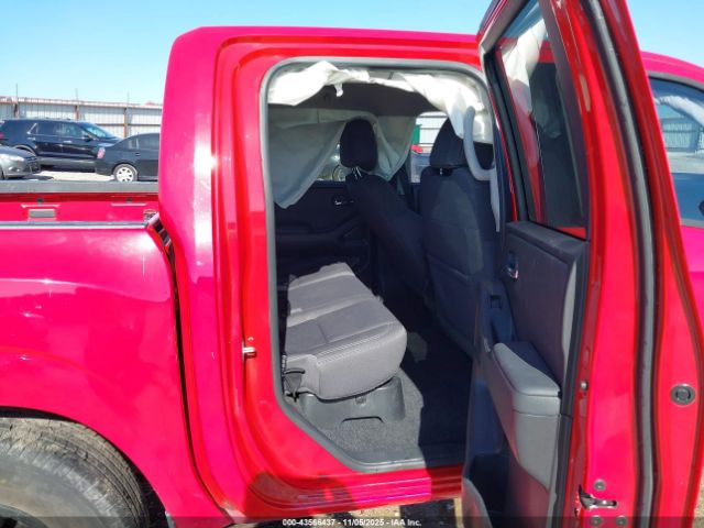 Nissan Frontier Sv 4x4 Image 6