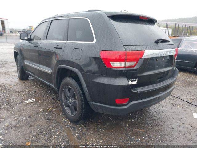 Jeep Grand Cherokee Laredo Image 3