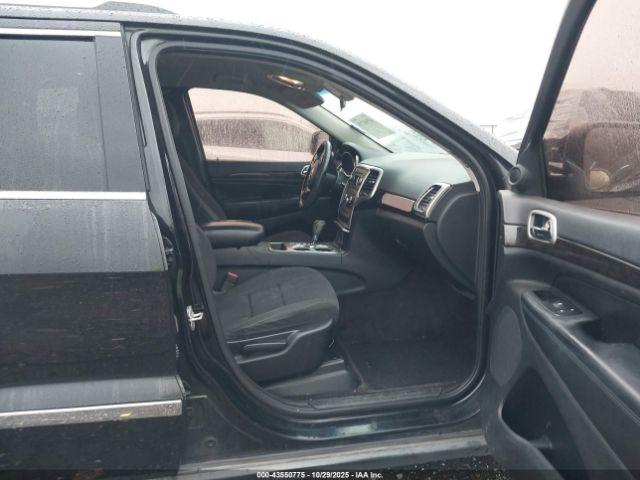 Jeep Grand Cherokee Laredo Image 6