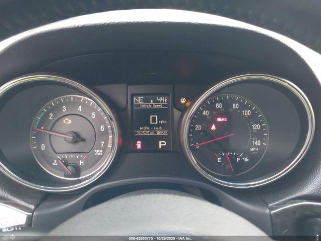 Jeep Grand Cherokee Laredo Image 4