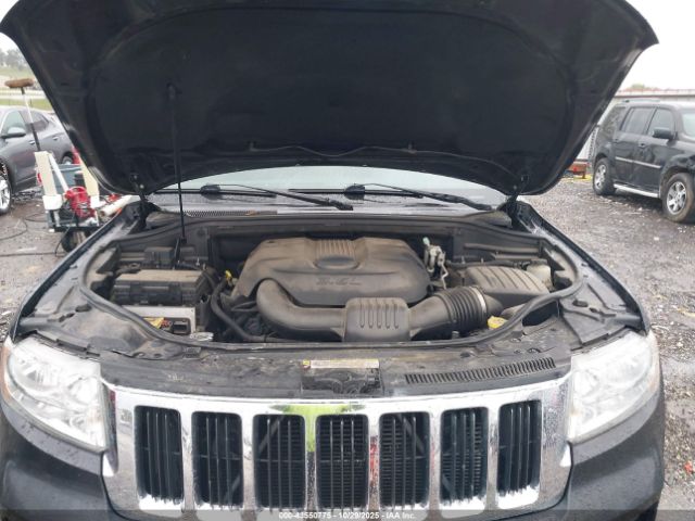 Jeep Grand Cherokee Laredo Image 13