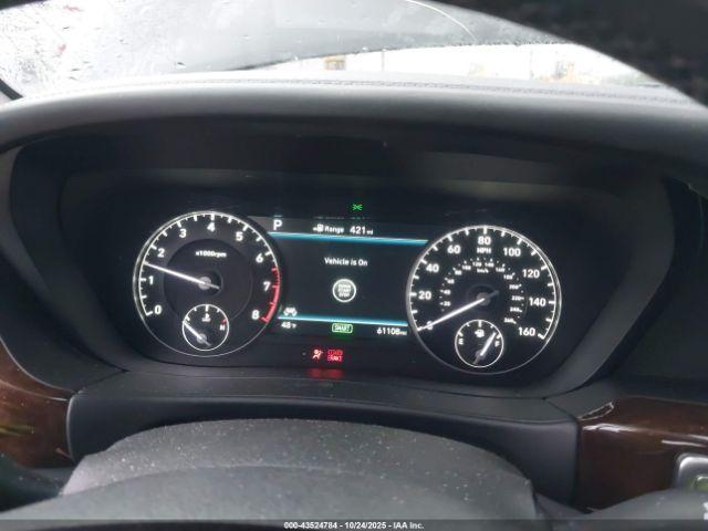 Genesis G90 3.3t Premium Image 13