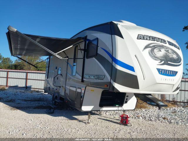  Salvage Forest River Cherokee Artic Wolf