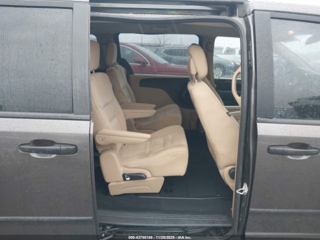 Dodge Grand Caravan American Value Pkg Image 4