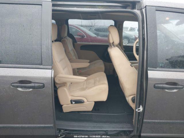 Dodge Grand Caravan American Value Pkg Image 4