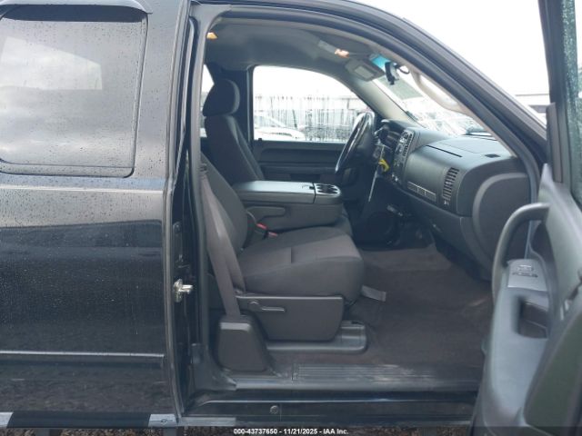 Chevrolet Silverado 1500 Lt Image 3