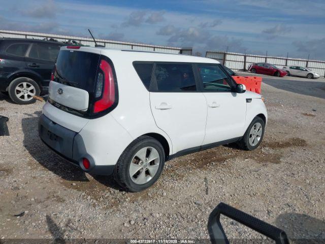 Kia Soul Image 3