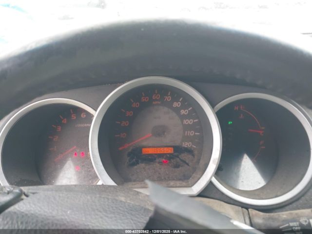 Toyota Tacoma Base V6 Image 3