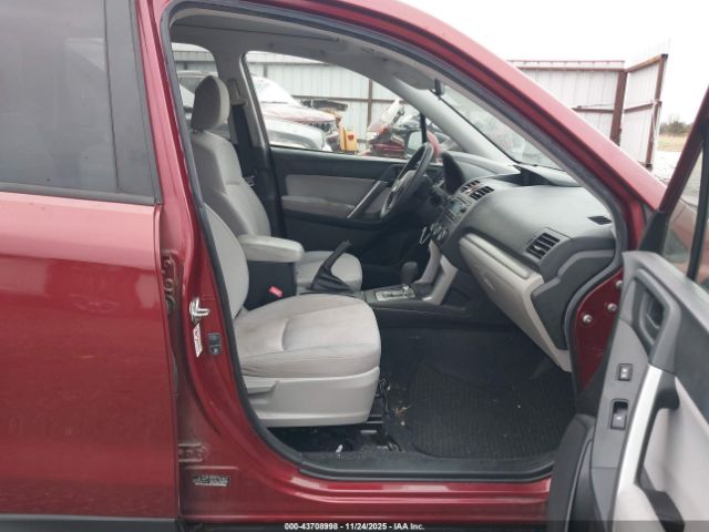 Subaru Forester 2.5i Premium Image 8
