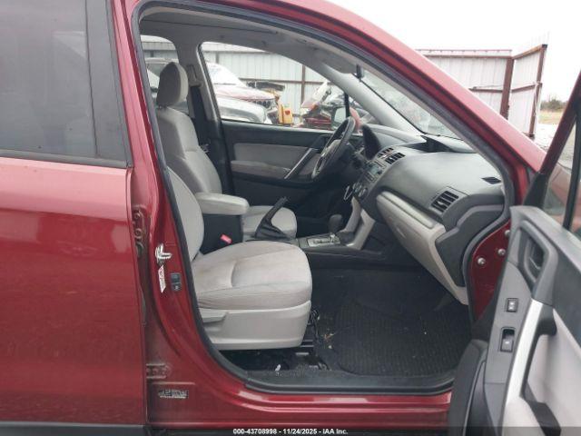 Subaru Forester 2.5i Premium Image 8