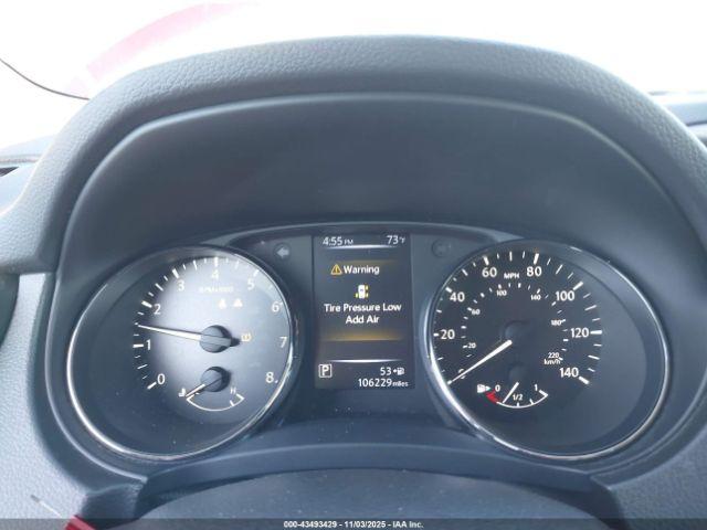 Nissan Rogue S Image 3