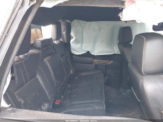 Chevrolet Silverado 2500 Image 6