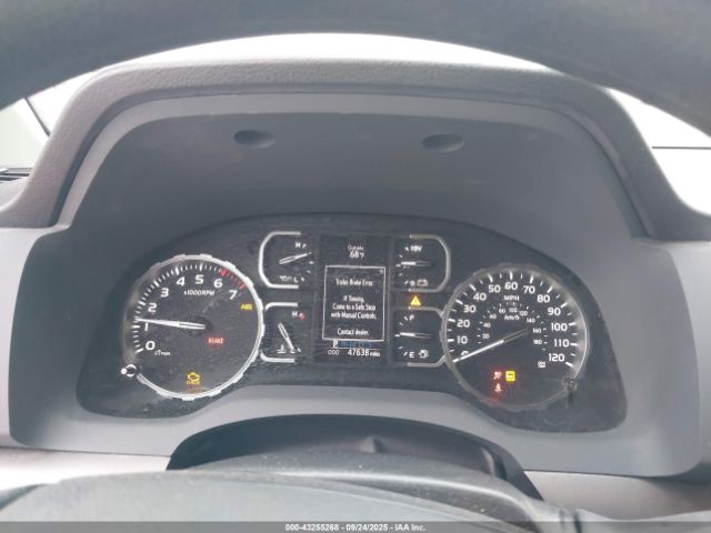 Toyota Tundra Sr5 5.7l V8 Image 10