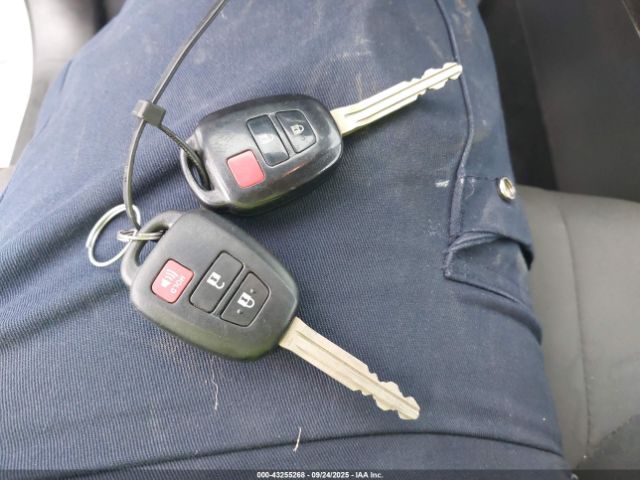 Toyota Tundra Sr5 5.7l V8 Image 5