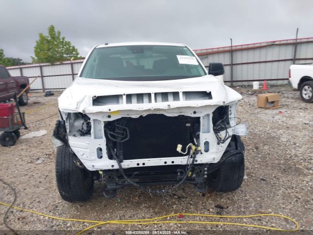 Toyota Tundra Sr5 5.7l V8 Image 18