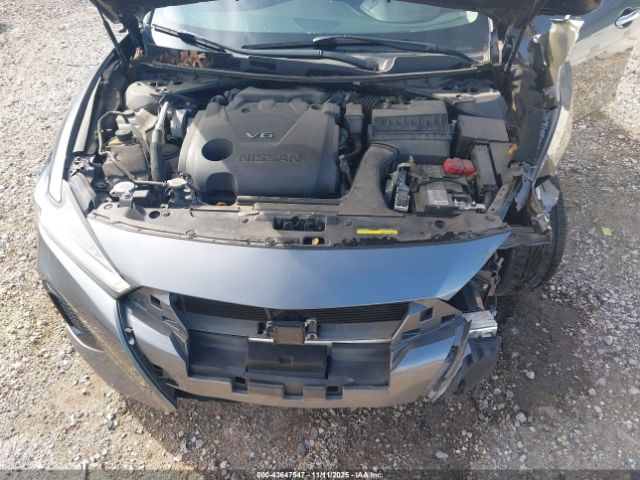 Nissan Maxima 3.5 S Image 17