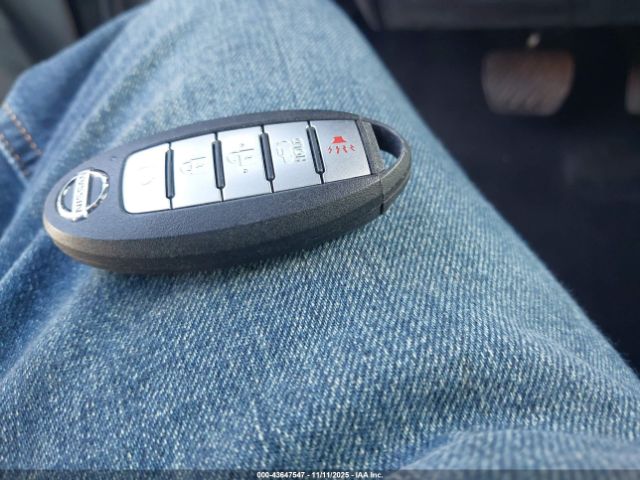 Nissan Maxima 3.5 S Image 7