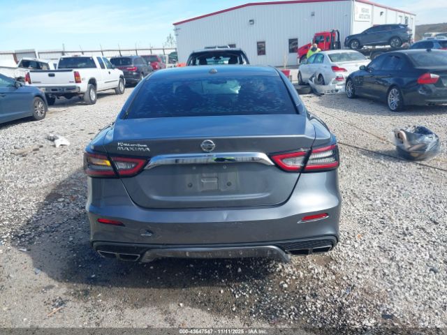 Nissan Maxima 3.5 S Image 16