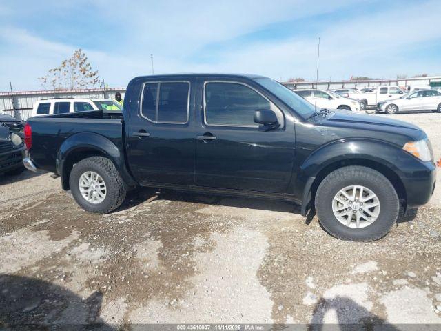 Nissan Frontier Sv 4x4 Image 10