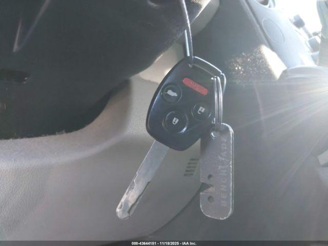 Honda Pilot Ex Image 15