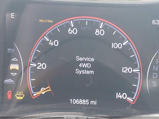 Jeep Grand Cherokee Limited Image 10