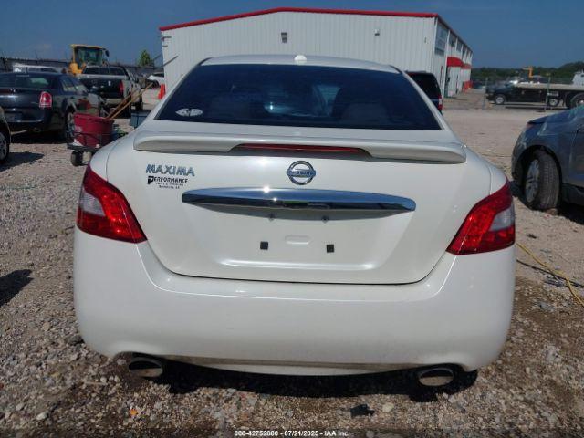 Nissan Maxima 3.5 Sv Image 10