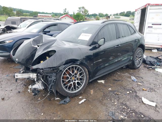 Porsche Macan S Image 2