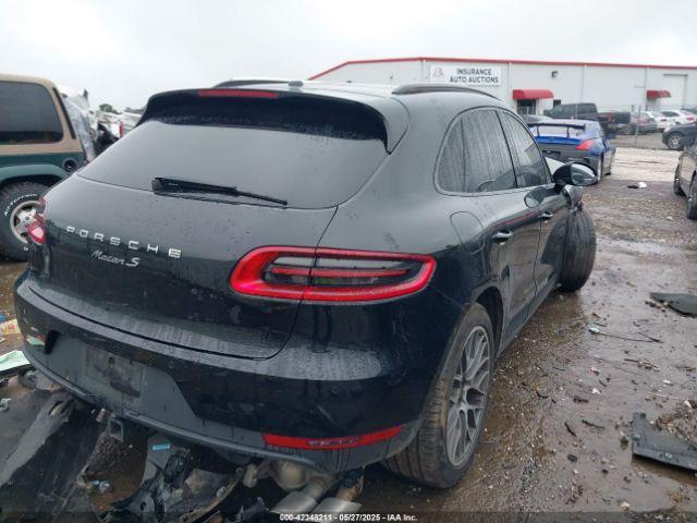 Porsche Macan S Image 4