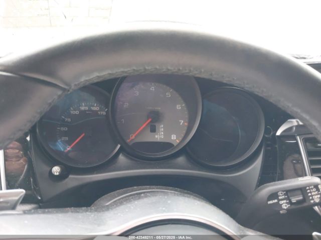 Porsche Macan S Image 6