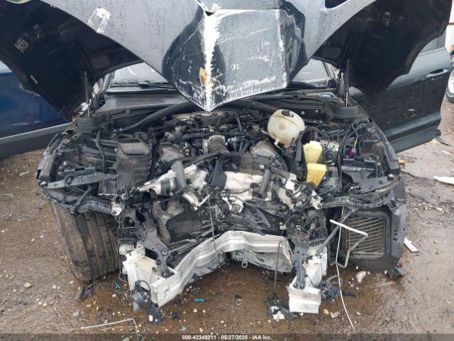 Porsche Macan S Image 7