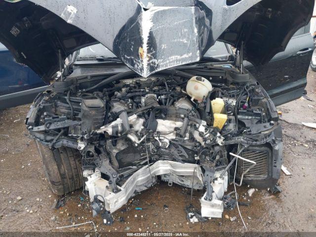 Porsche Macan S Image 7