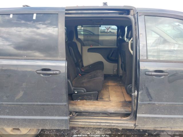 Dodge Grand Caravan Sxt Image 9