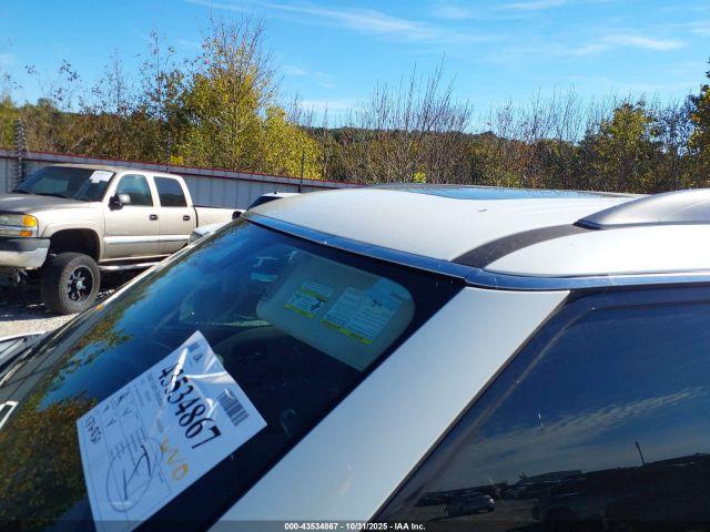 Nissan Armada Platinum Image 19