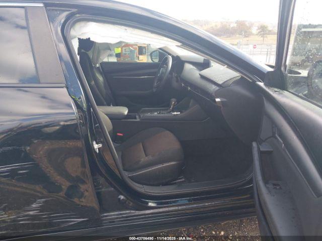 Mazda Mazda3 2.5 S Image 10