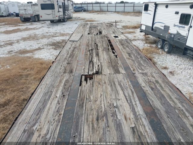 Hobbs Flatbed Image 13