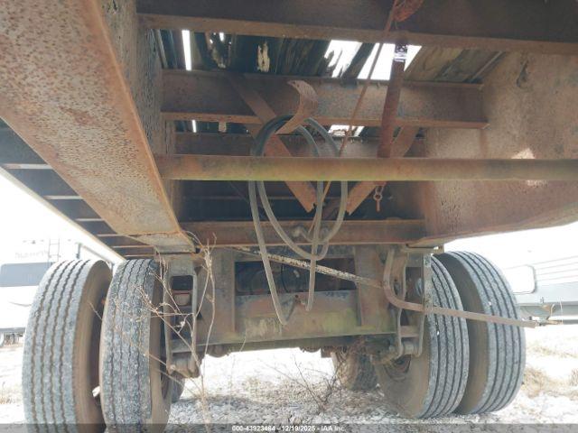 Hobbs Flatbed Image 14