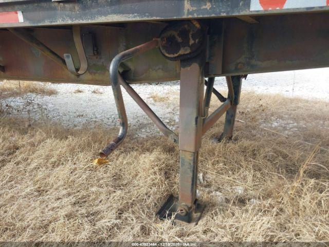 Hobbs Flatbed Image 12