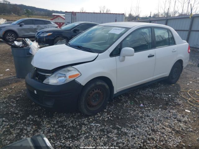 Nissan Versa 1.8s Image 5