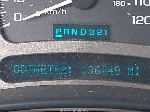 Chevrolet Silverado 1500 Lt Image 12