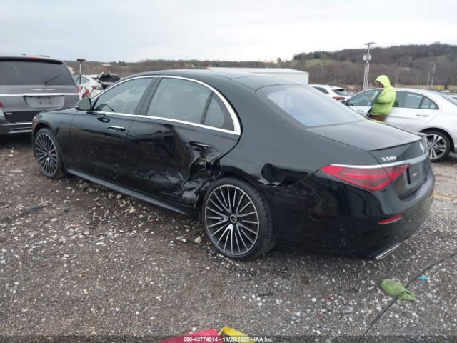 Mercedes-Benz S-Class 4matic Image 4