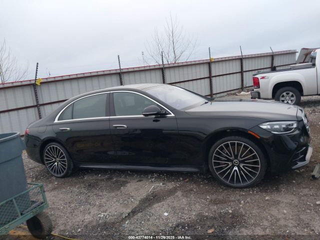 Mercedes-Benz S-Class 4matic Image 12