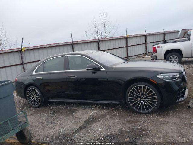 Mercedes-Benz S-Class 4matic Image 12