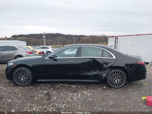 Mercedes-Benz S-Class 4matic Image 15