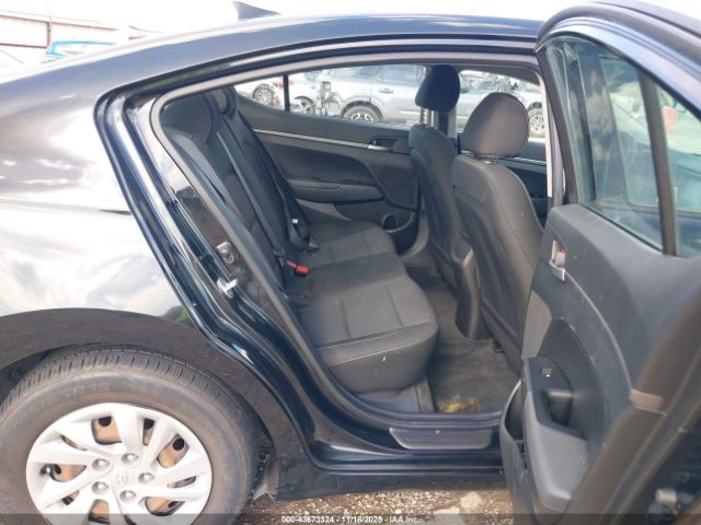 Hyundai ELANTRA Se Image 7