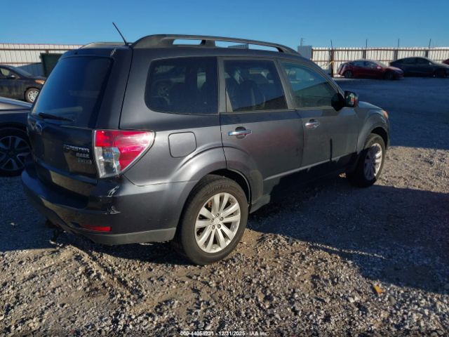 Subaru Forester 2.5x Premium Image 10