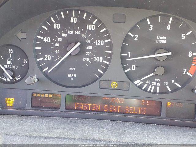 BMW X Series 3.0i Image 2