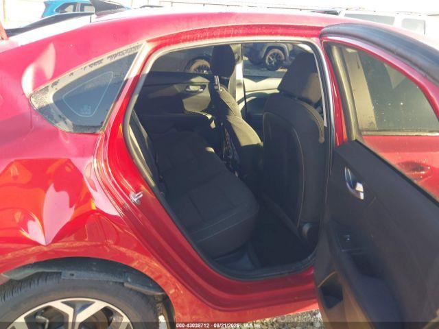 Kia Forte Lxs Image 4