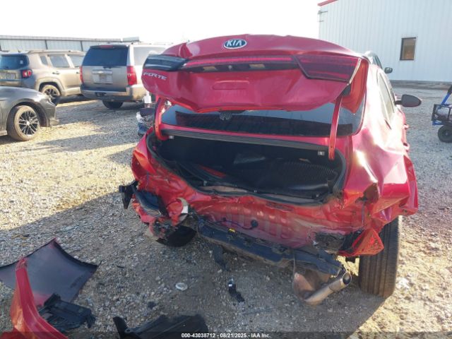 Kia Forte Lxs Image 16